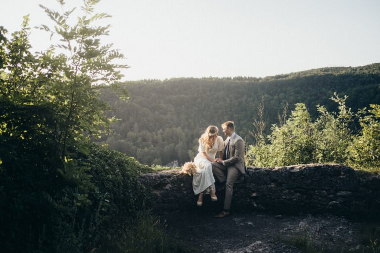 Prewedding shooting on the ruined castle Neideck