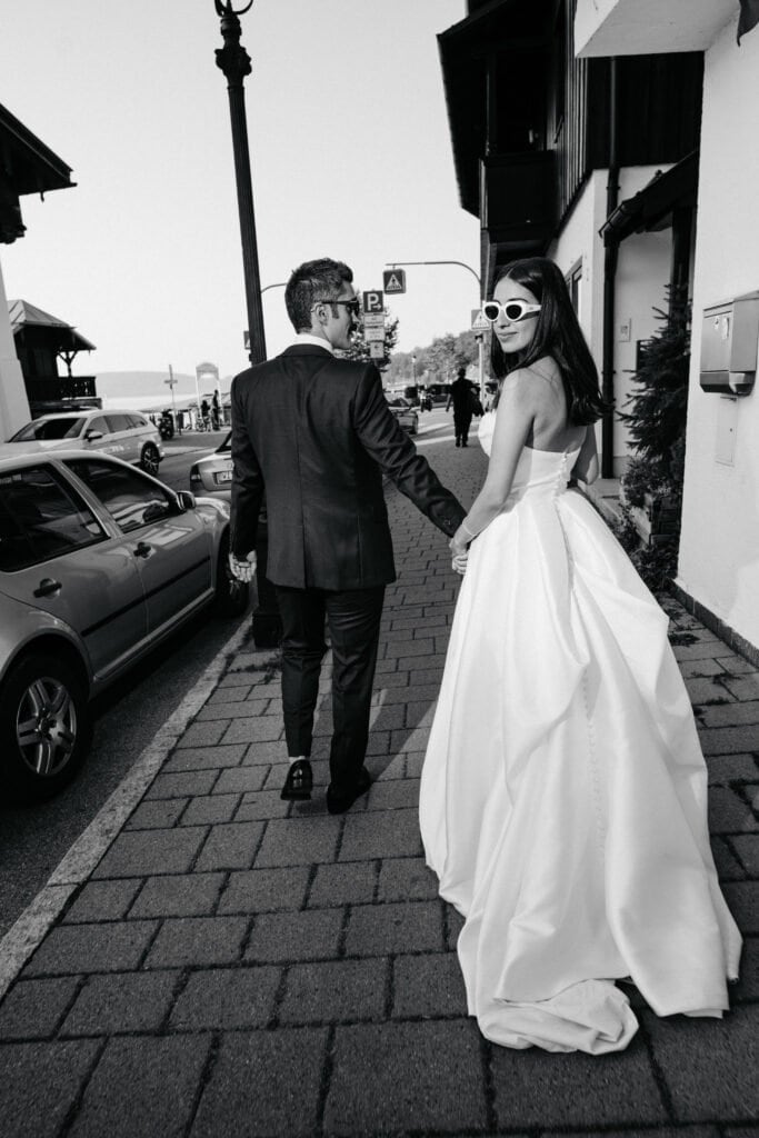 modern wedding photography in munich and tegernsee18h26m rn101765