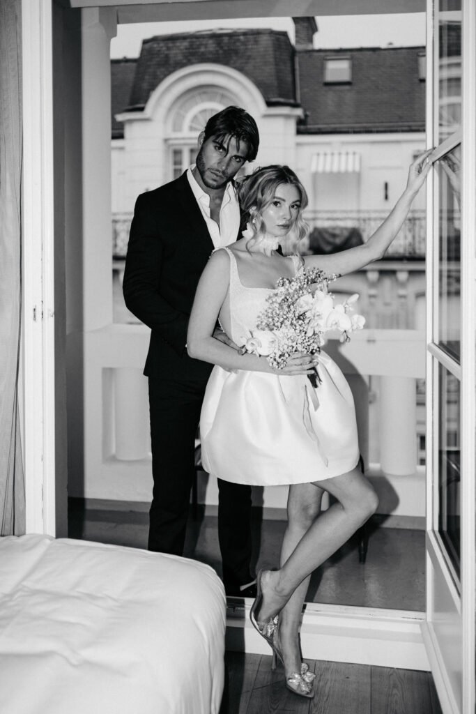 nonchalant luxury elopement in paris 17h42m n7404992