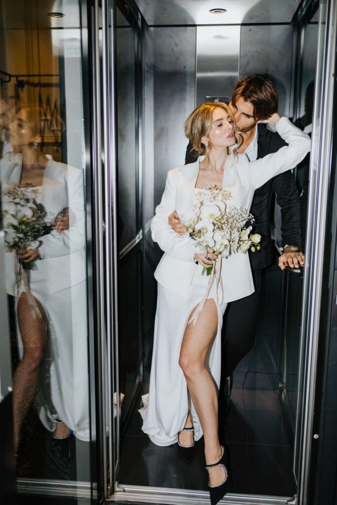 nonchalant luxury elopement in paris 18h13m n7405095 edit