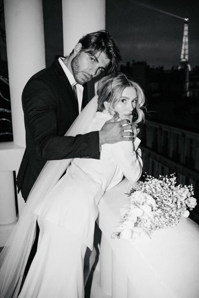 nonchalant luxury elopement in paris 18h43m n7405225