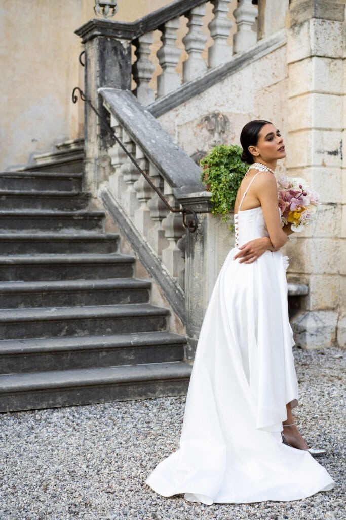 romantic wedding at a villa near verona 19h04m rn107213