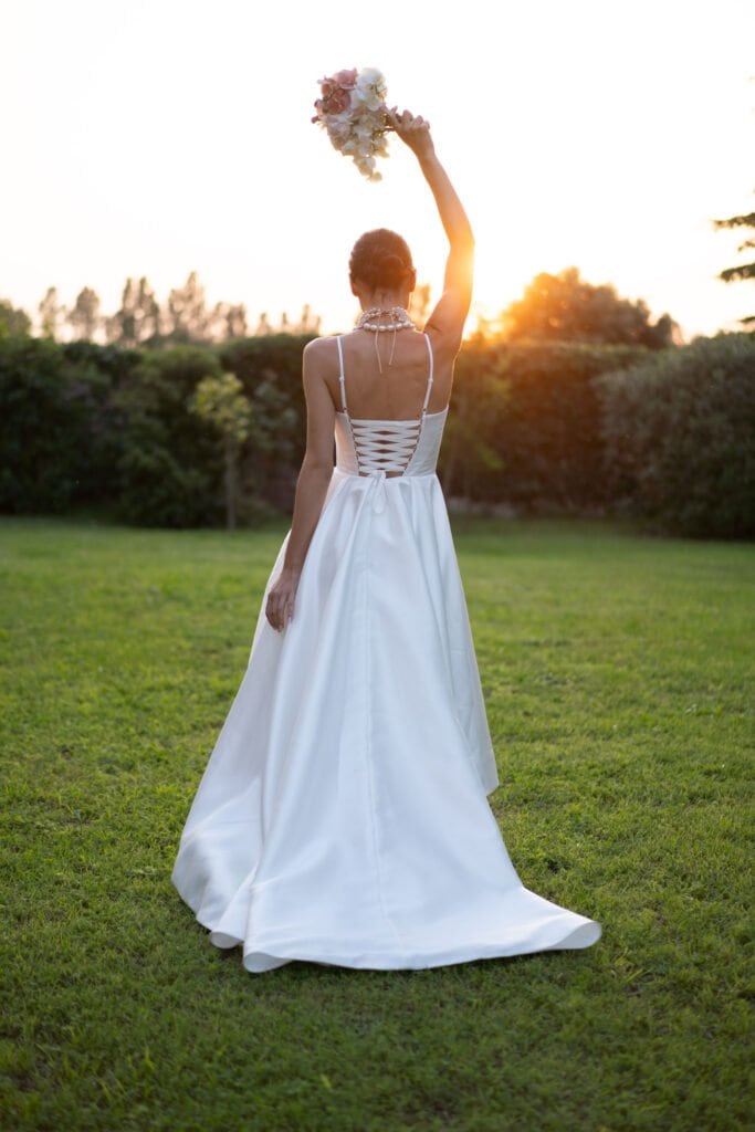 romantic wedding at a villa near verona 20h07m rn107820