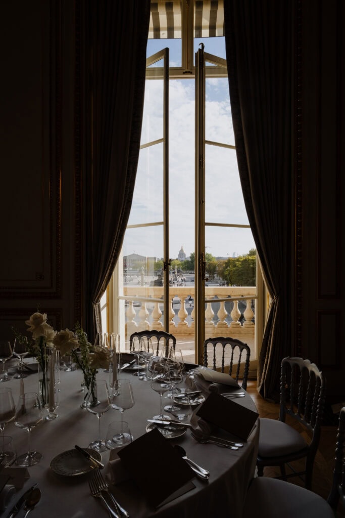 luxury wedding hotel de crillon paris 18h22m 7rv08629
