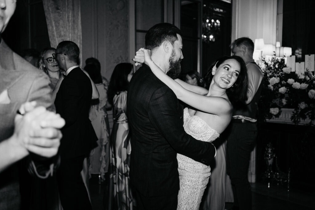 luxury wedding hotel de crillon paris 21h37m 7rv08976