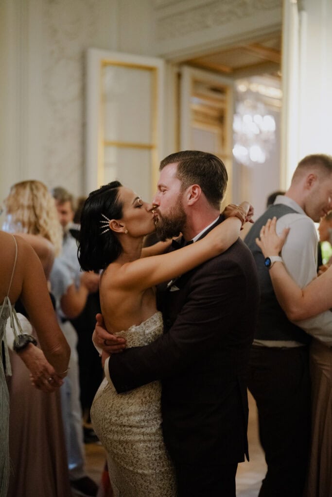 luxury wedding hotel de crillon paris 21h37m n7402663